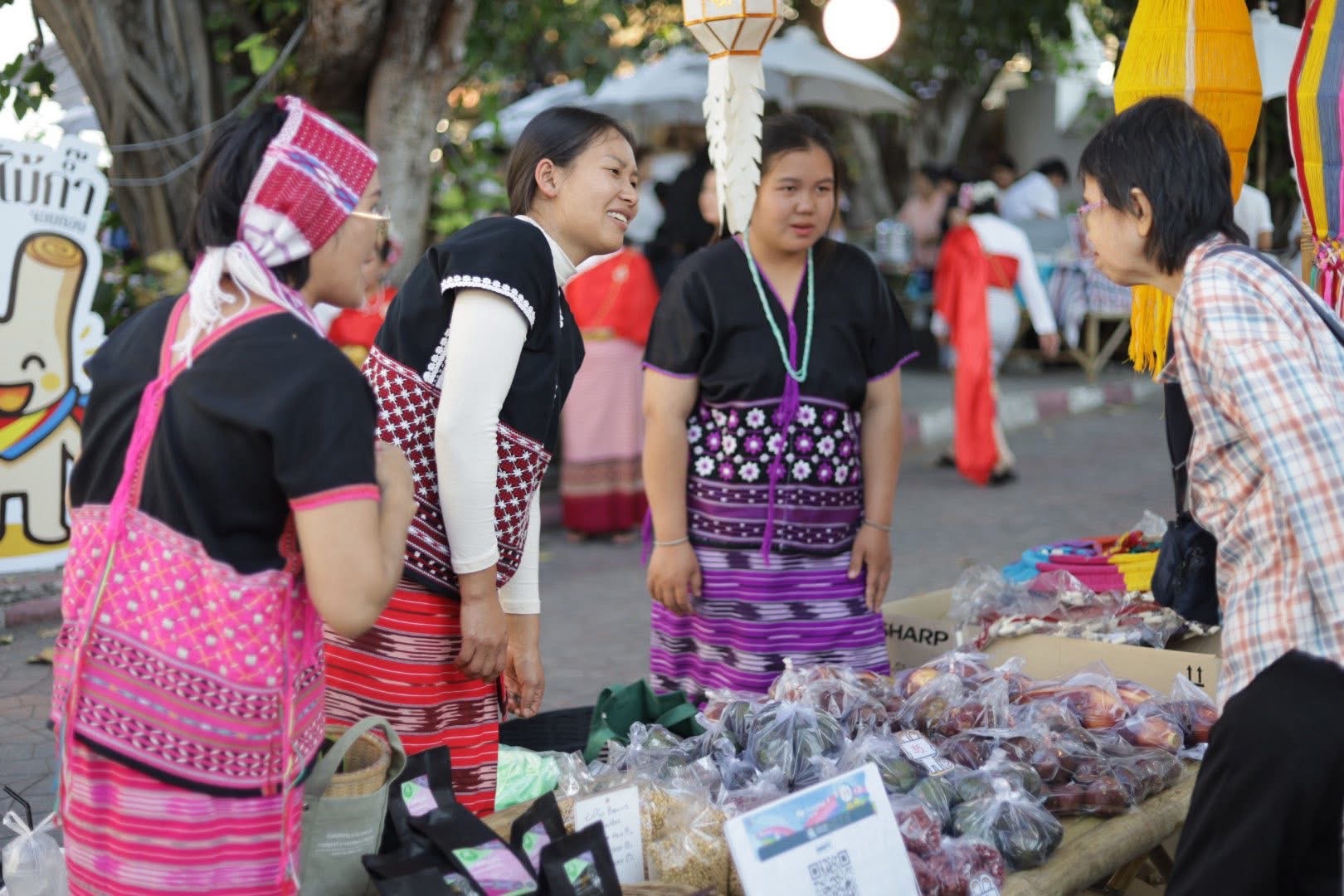 ภาพบรรยากาศกาดครั้งที่ 4